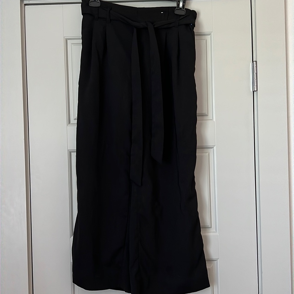 Pop sugar polyester elastic waist‎ belted wide leg  black pants capri Sz S